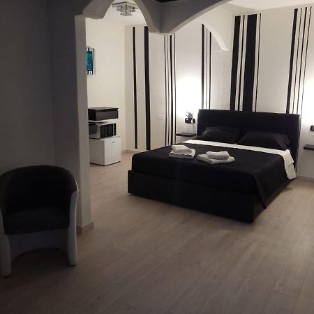 Come Per Incanto Rooms Боза Екстер'єр фото