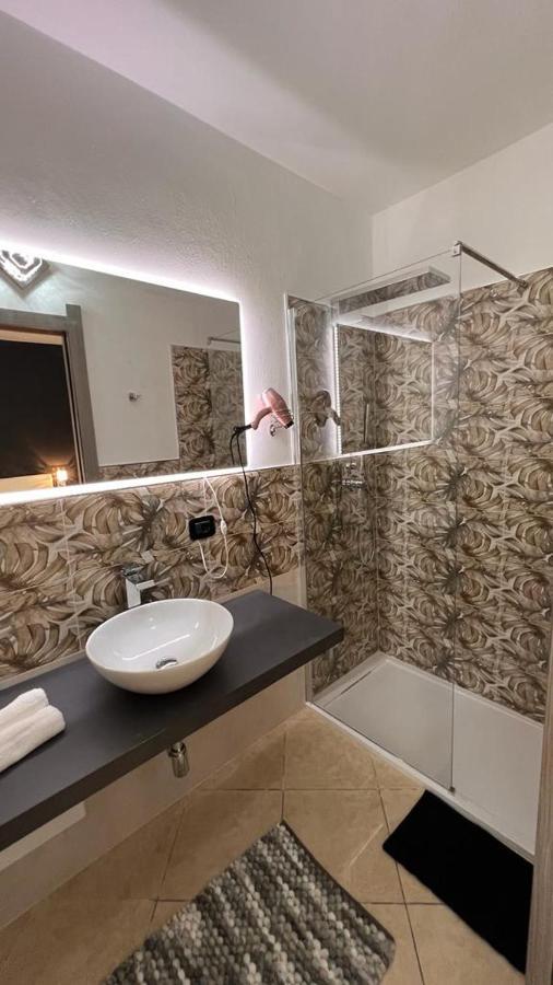 Come Per Incanto Rooms Боза Екстер'єр фото