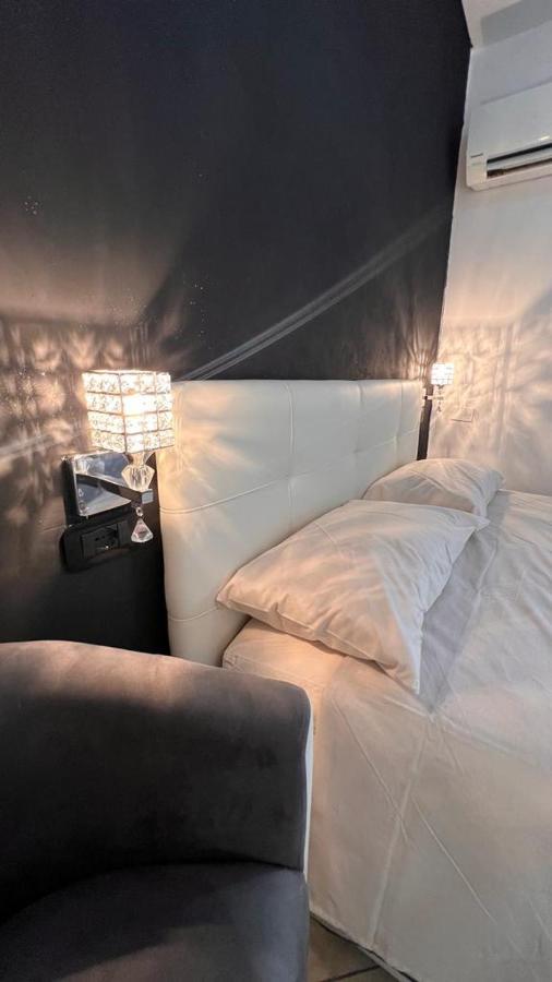 Come Per Incanto Rooms Боза Екстер'єр фото